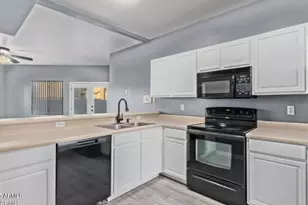 280 S Elizabeth Way, Chandler, AZ 85225 - Photo 4