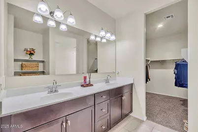 24609 W Raymond Street, Buckeye, AZ 85326 - Photo 18