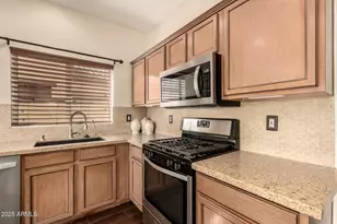 3519 W Webster Ct, Anthem, AZ 85086 - Photo 12