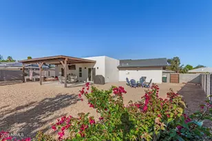 18230 N Organ Pipe Dr, Sun City, AZ 85373 - Photo 2