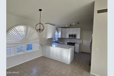 2235 E Donald Drive E, Phoenix, AZ 85024 - Photo 10