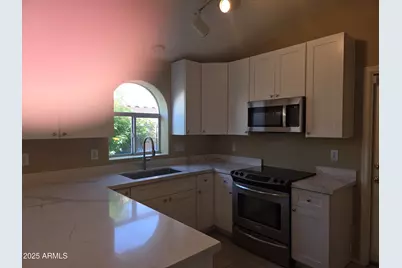 2235 E Donald Drive E, Phoenix, AZ 85024 - Photo 10