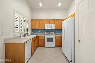 6347 S Pinaleno Pl, Chandler, AZ 85249 - Photo 6