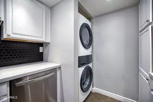 10444 N 69th St, Paradise Valley, AZ 85253 - Photo 6