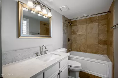 10444 N 69th Street #201, Paradise Valley, AZ 85253 - Photo 12