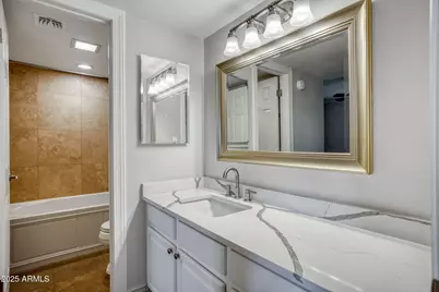 10444 N 69th Street #201, Paradise Valley, AZ 85253 - Photo 14