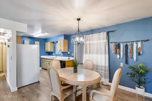 10426 W Deanne Dr, Sun City, AZ 85351 - Photo 2