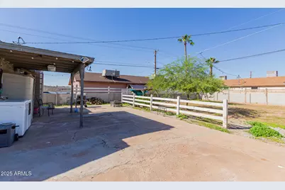 632 W Jones Avenue, Phoenix, AZ 85041 - Photo 26
