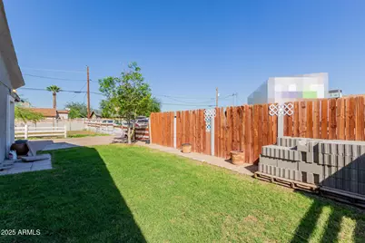 632 W Jones Avenue, Phoenix, AZ 85041 - Photo 24