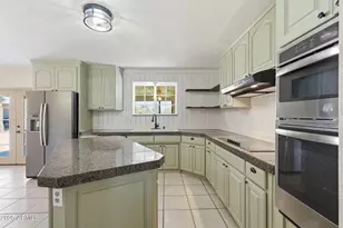 228 W Calle Tuberia, Casa Grande, AZ 85194 - Photo 18