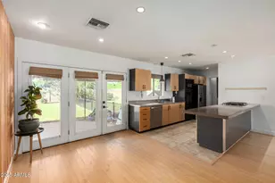 3718 N 36th St, Phoenix, AZ 85018 - Photo 8