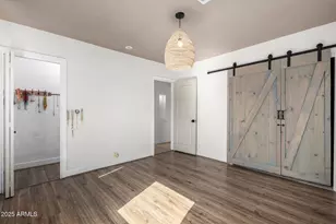 3718 N 36th St, Phoenix, AZ 85018 - Photo 12