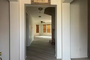 6898 S Onyx Dr, Chandler, AZ 85249 - Photo 4