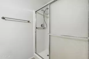 4849 E Lake Point Cir, Phoenix, AZ 85044 - Photo 30