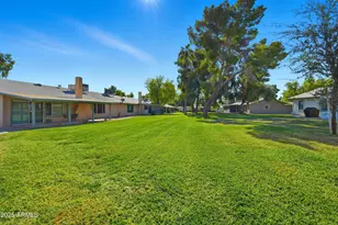 4849 E Lake Point Cir, Phoenix, AZ 85044 - Photo 38