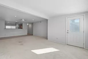 4849 E Lake Point Cir, Phoenix, AZ 85044 - Photo 8