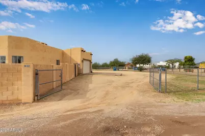 1032 E Carlise Road, Phoenix, AZ 85086 - Photo 38