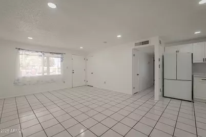 3849 E Sheena Drive, Phoenix, AZ 85032 - Photo 10