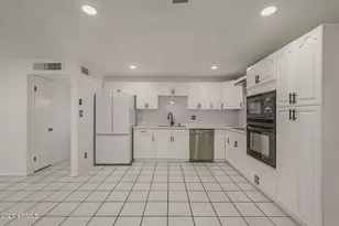 3849 E Sheena Dr, Phoenix, AZ 85032 - Photo 16