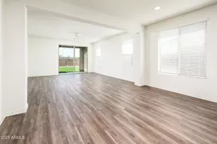 13506 W Cassia Trail, Peoria, AZ 85383 - Photo 6