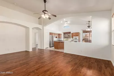 18562 N Alamo Drive, Surprise, AZ 85374 - Photo 4