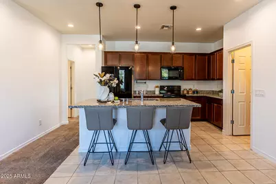 10855 W Taylor Street, Avondale, AZ 85323 - Photo 6