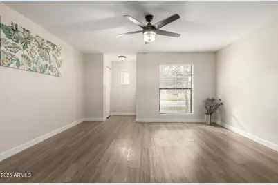 1425 E Desert Cove Avenue #15, Phoenix, AZ 85020 - Photo 8