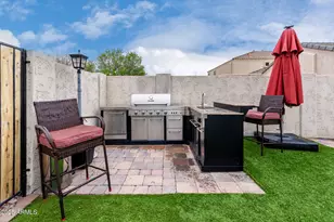 6608 W Saguaro Park Ln, Glendale, AZ 85310 - Photo 22