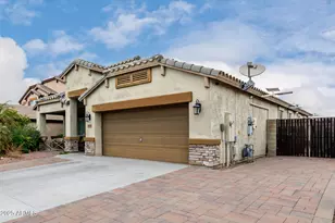 6608 W Saguaro Park Ln, Glendale, AZ 85310 - Photo 24