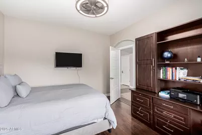 6608 W Saguaro Park Lane, Glendale, AZ 85310 - Photo 16