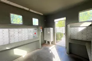 2929 W Yorkshire Dr, Phoenix, AZ 85027 - Photo 14