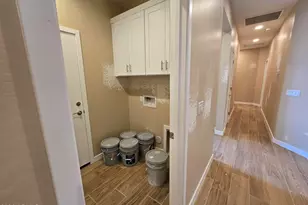 8410 W Altos Dr, Arizona City, AZ 85123 - Photo 16