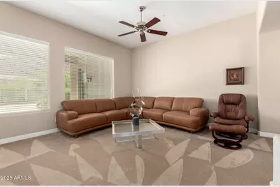 8647 W Lariat Lane, Peoria, AZ 85383 - Photo 12