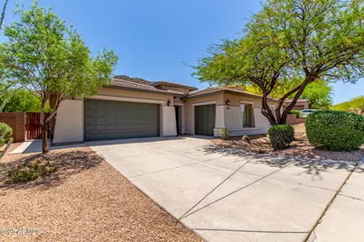 8647 W Lariat Lane, Peoria, AZ 85383 - Photo 2