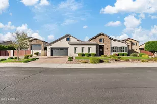 9456 W Monte Lindo, Peoria, AZ 85383 - Photo 2