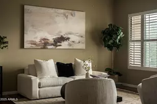 2989 N 44th St, Phoenix, AZ 85018 - Photo 2