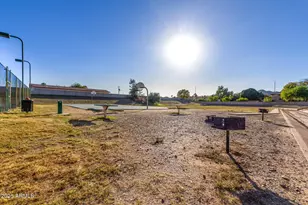 10240 N 12th Pl, Phoenix, AZ 85020 - Photo 36