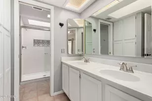 10240 N 12th Pl, Phoenix, AZ 85020 - Photo 20