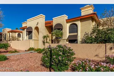 10240 N 12th Place #2, Phoenix, AZ 85020 - Photo 1