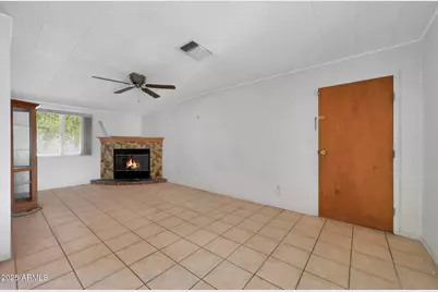 5523 N 61st Lane, Glendale, AZ 85301 - Photo 16