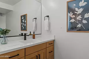 1411 E Carob Dr, Gilbert, AZ 85298 - Photo 28