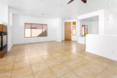 9446 W Albert Lane, Peoria, AZ 85382 - Photo 4