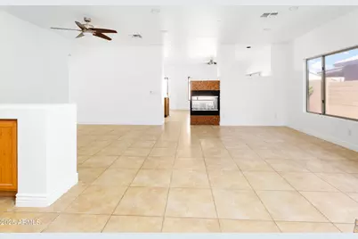 9446 W Albert Lane, Peoria, AZ 85382 - Photo 6