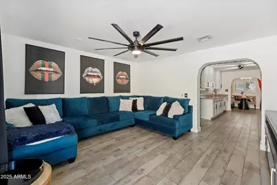 2827 N 69th Place, Scottsdale, AZ 85257 - Photo 8