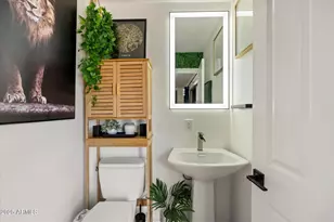 2827 N 69th Pl, Scottsdale, AZ 85257 - Photo 10