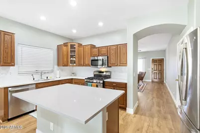 12829 W Whitton Avenue, Avondale, AZ 85392 - Photo 10