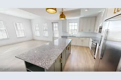 98 S River Drive #C1, Tempe, AZ 85288 - Photo 4