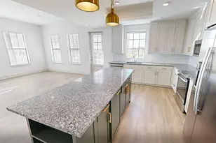 98 S River Dr, Tempe, AZ 85288 - Photo 4