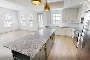 98 S River Dr, Tempe, AZ 85288 - Photo 4