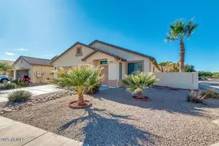 18468 N Primrose Dr, Maricopa, AZ 85138 - Photo 2